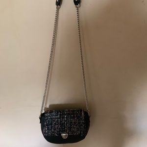 A beautiful cross body bag: unused